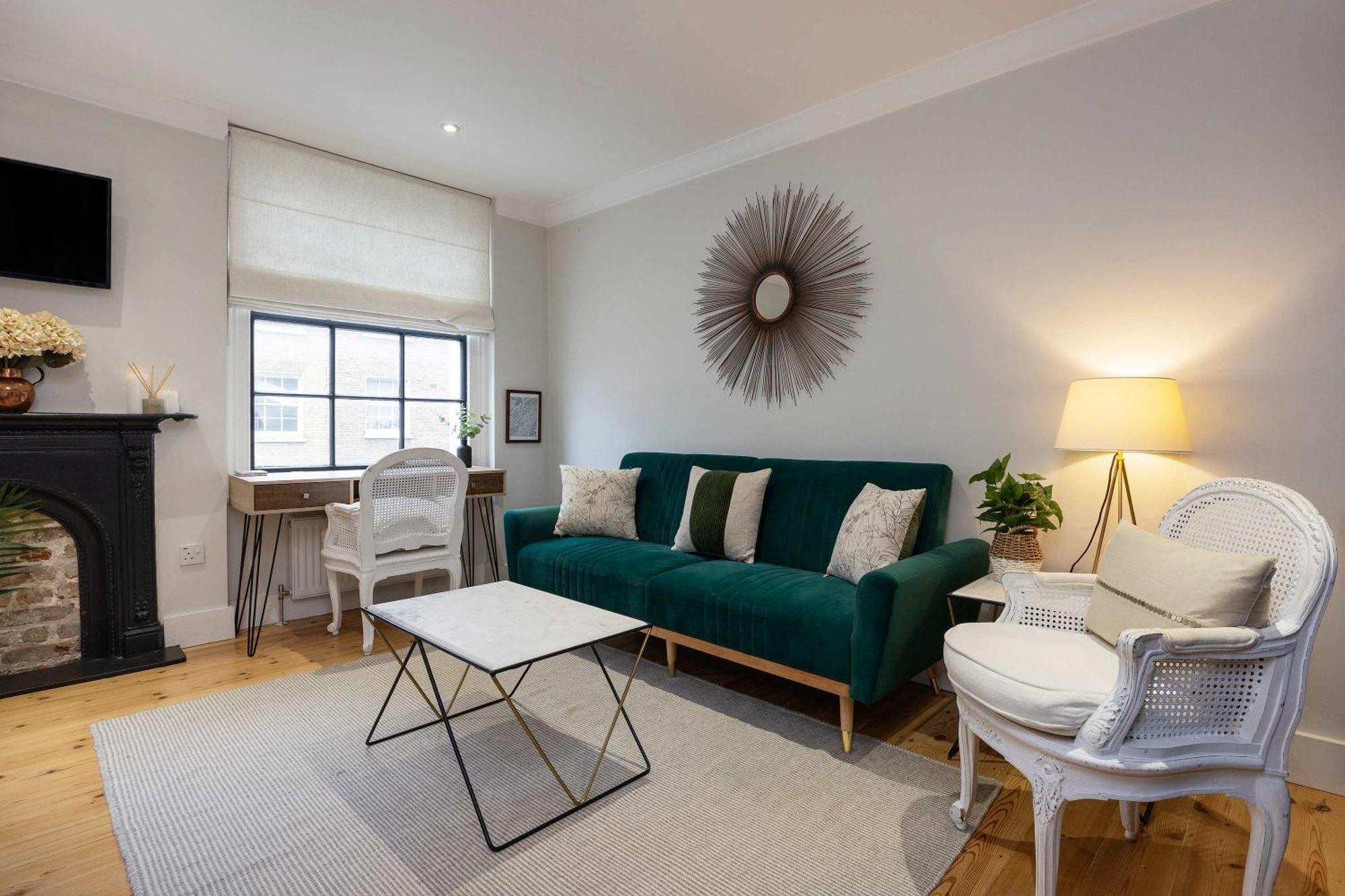 Veeve - Bloomsbury Culture Apartment Лондон Екстериор снимка